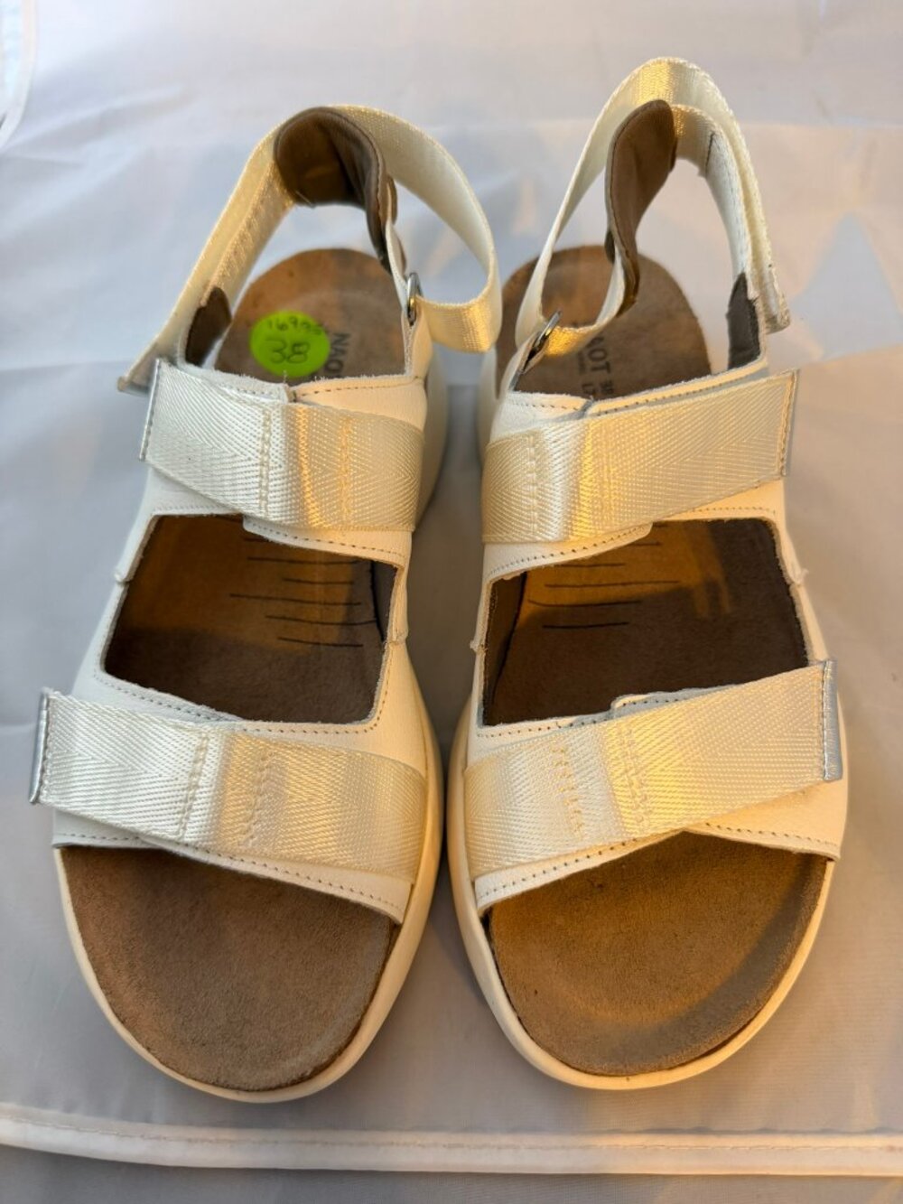 Naot  Odyssey Sandal White/ Woven Silver Leather  Women Size 38 (7-7.5 US) NIB